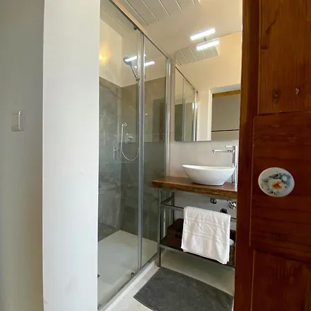 Levante Flat - 100 M From The Apartment Fano