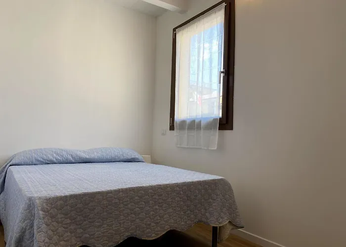 Levante Flat - 100 M From The 公寓